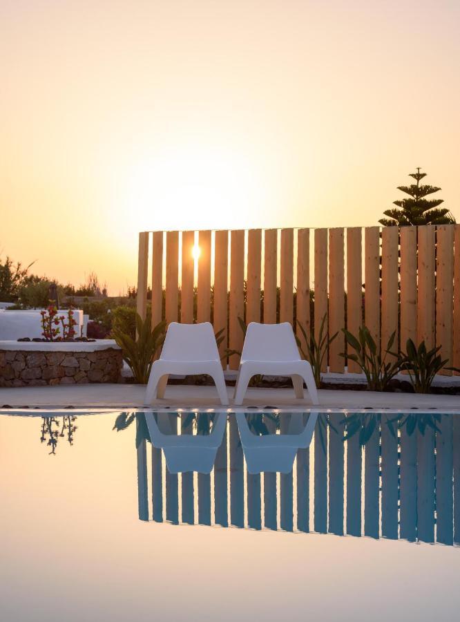 Amor Hideaway Villas Тира Экстерьер фото