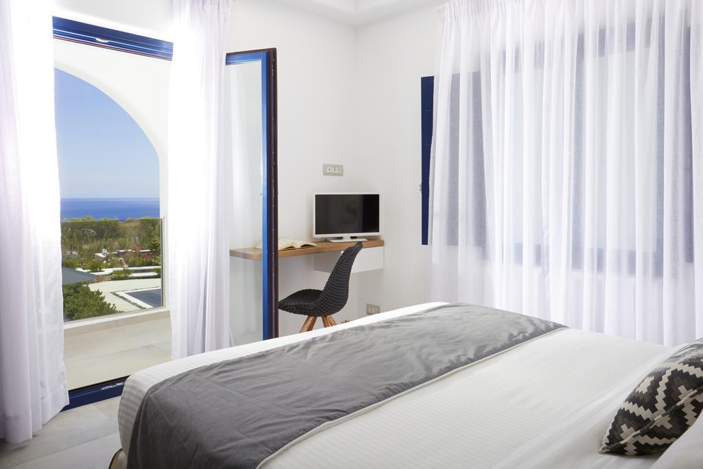 Amor Hideaway Villas Тира Экстерьер фото