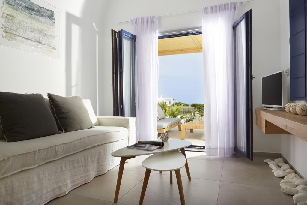 Amor Hideaway Villas Тира Экстерьер фото