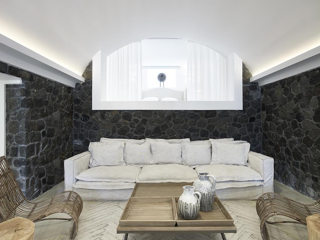 Amor Hideaway Villas Тира Экстерьер фото